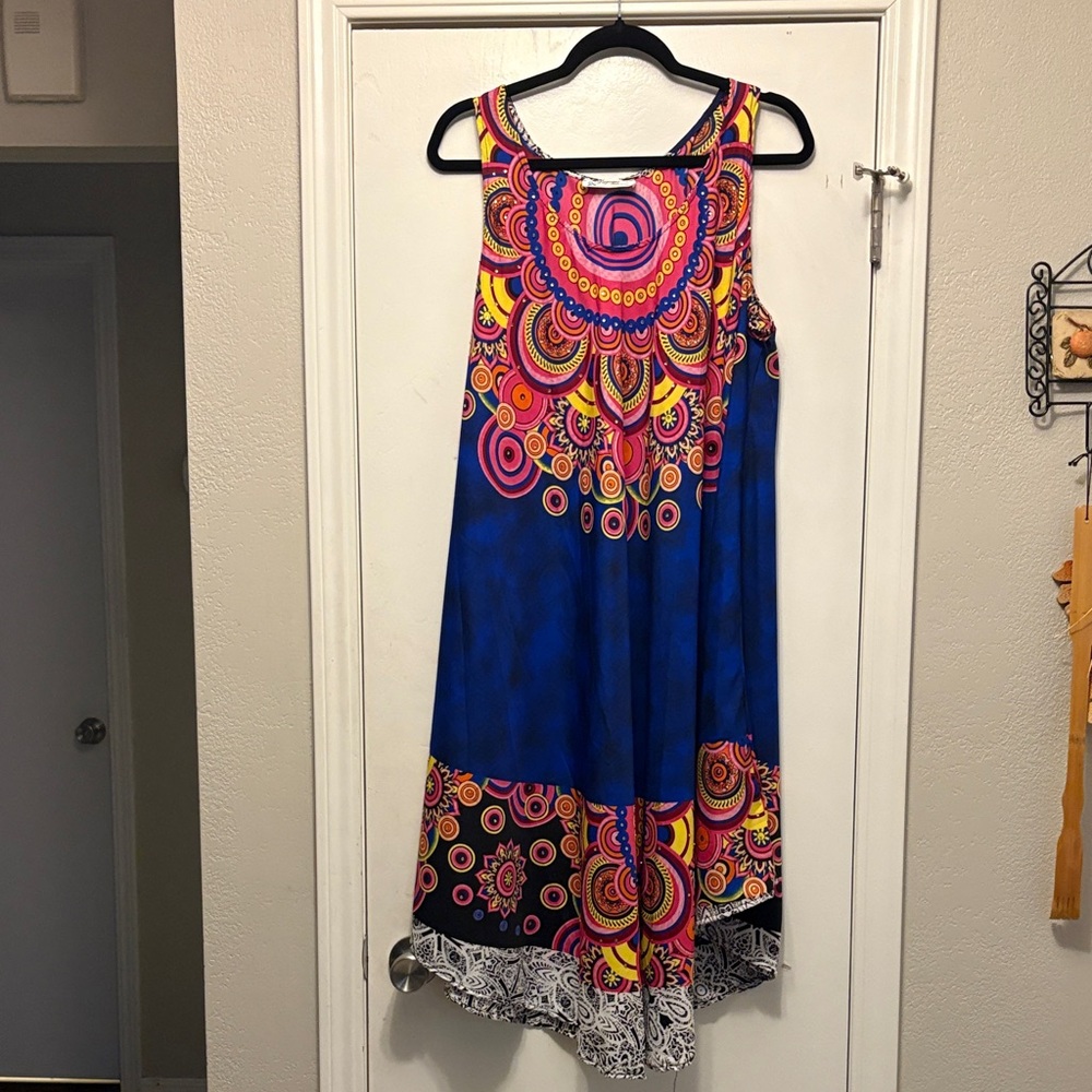 Colorful Sleeveless Dress with Lace Hem
